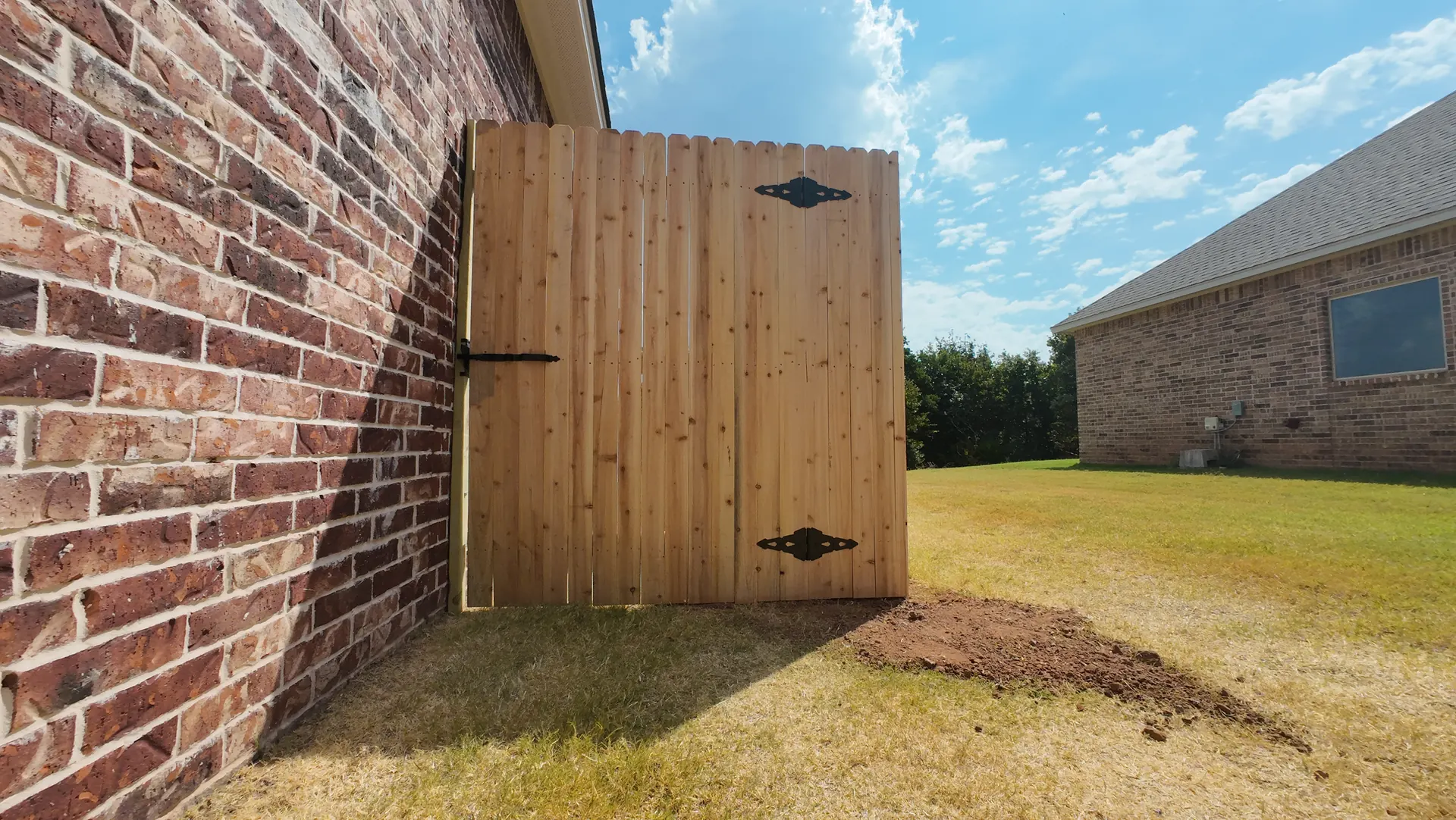 Cedar Walk Gate
